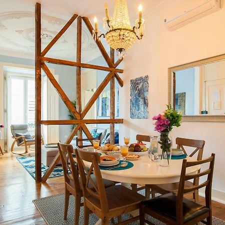 Bairro Alto 3 Bedroom Patio Flat! Lisboa Ngoại thất bức ảnh