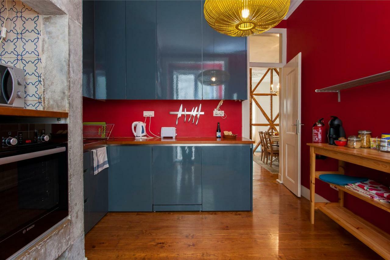 Bairro Alto 3 Bedroom Patio Flat! Lisboa Ngoại thất bức ảnh